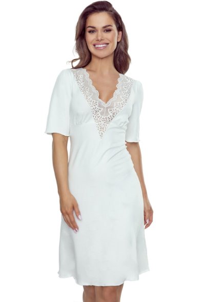 Nočná košeľa s krajkou - krémová