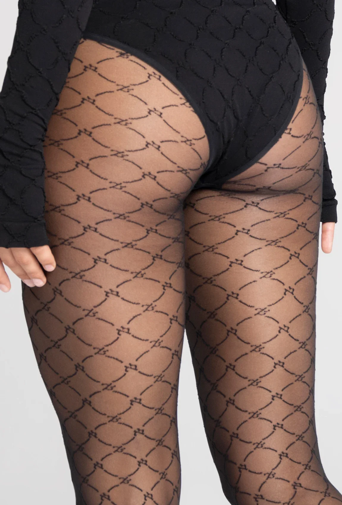 Luxusné pančuchy so vzorom MONOGRAM 01 - čierne