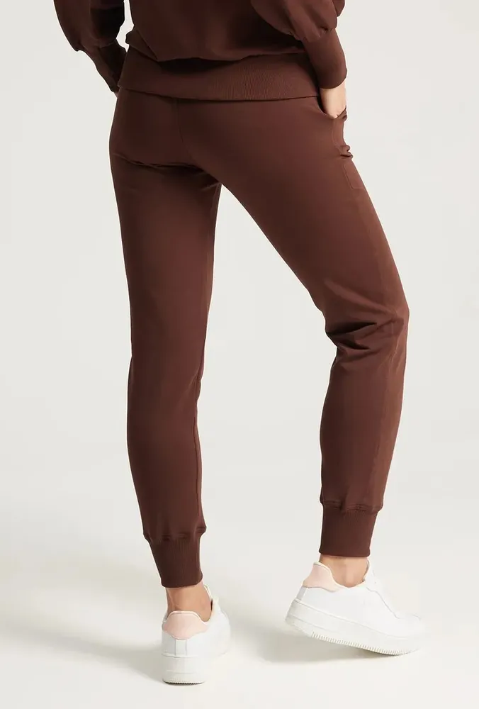 Dámske tepláky GATTA sweatpants GA-hnedá chocolate